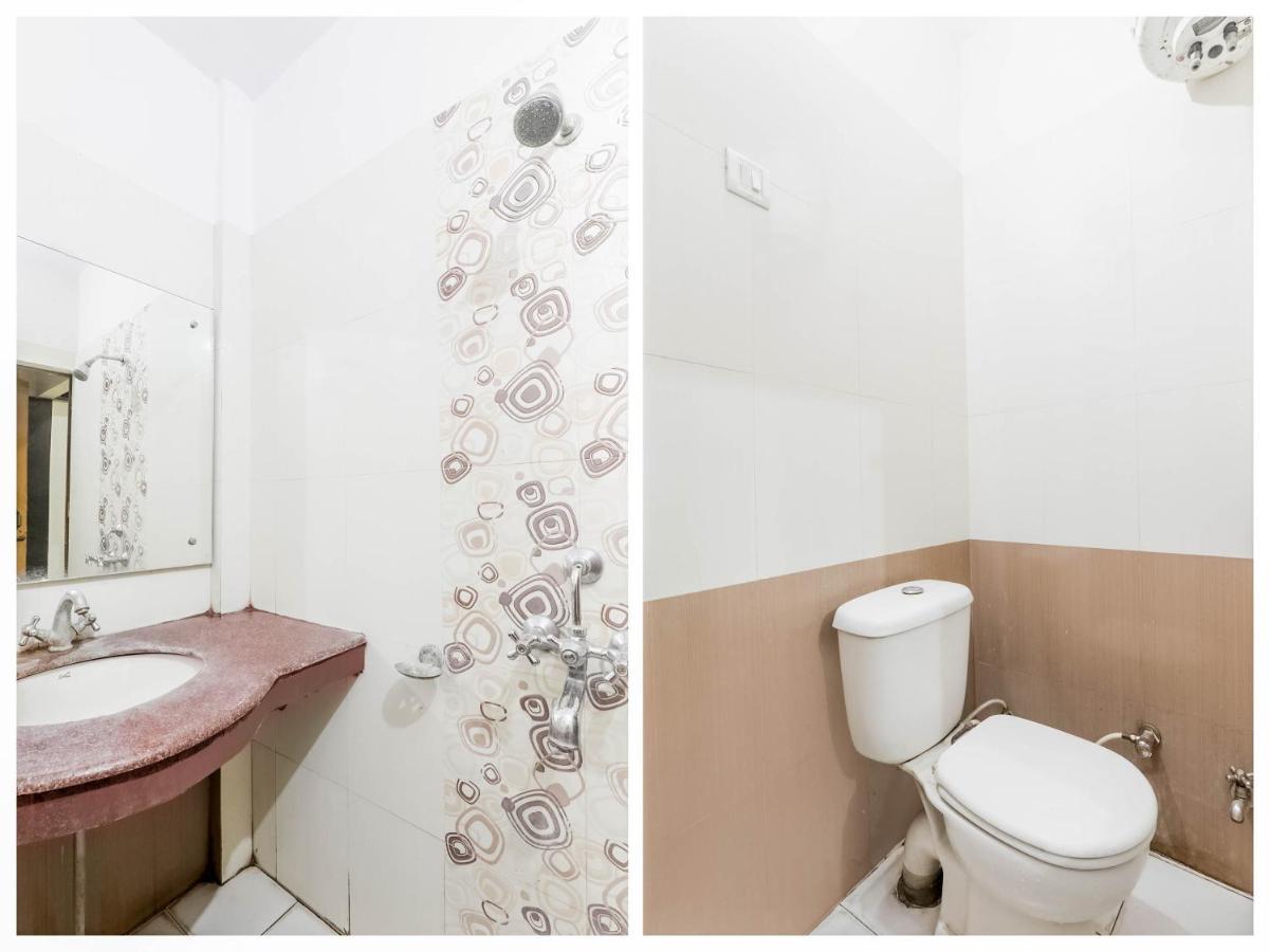 Oyo 79765 Hotel Samrat ラクナウ エクステリア 写真