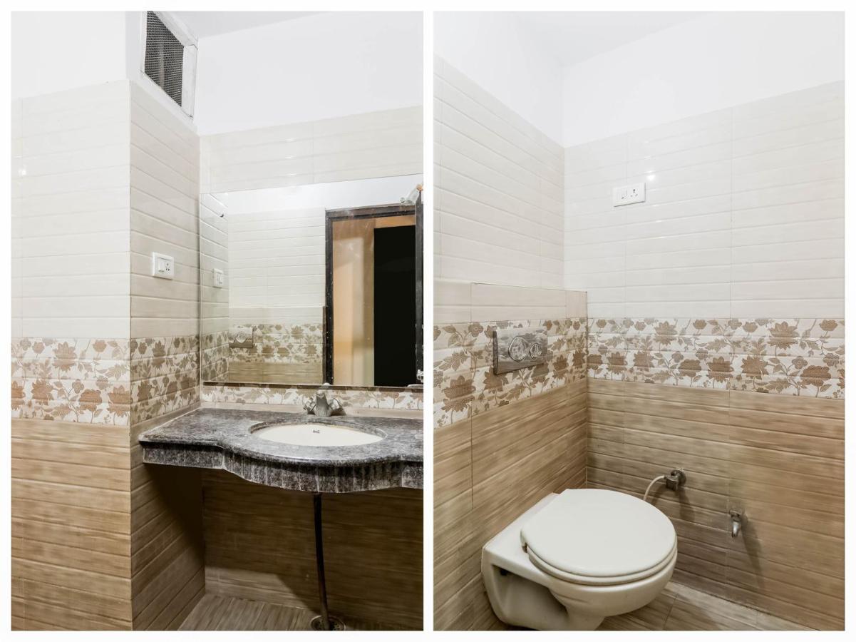 Oyo 79765 Hotel Samrat ラクナウ エクステリア 写真